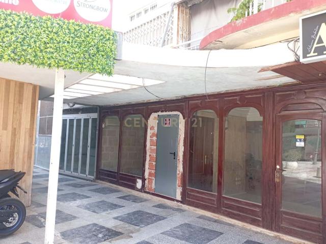 Venta de local comercial Benidorm