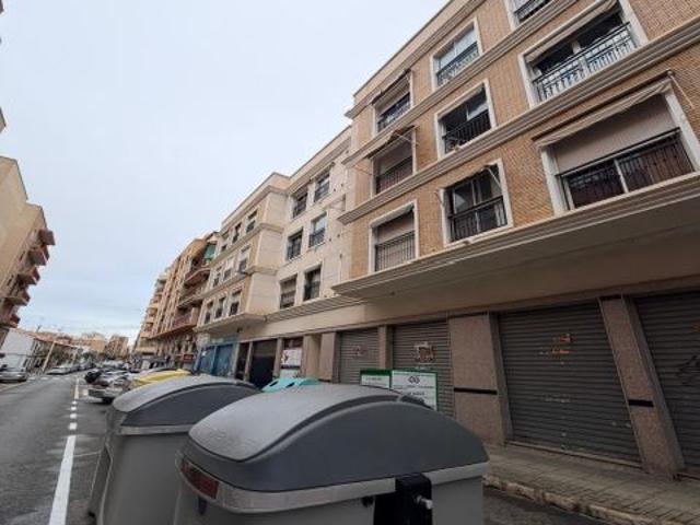 Venta de Local Comercial en Calle Antonio Brotons Pastor, Elche/Elx Alicante