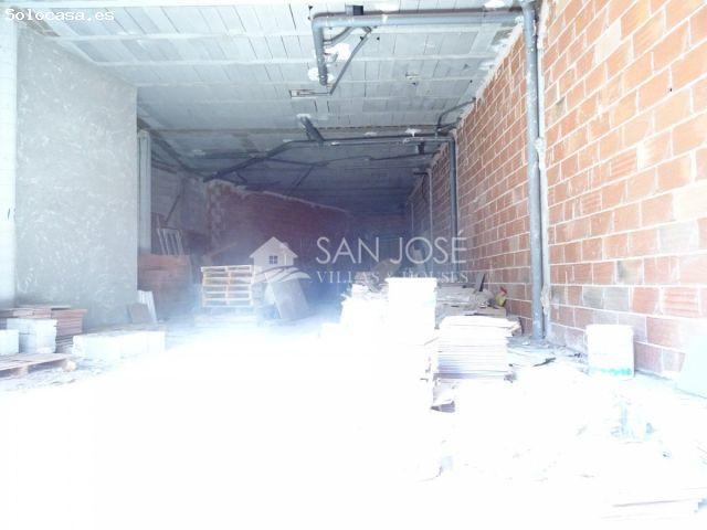 VENTA DE LOCAL COMERCIAL EN ASPE EN ZONA CENTRO TOTALMENTE DIÁFANO