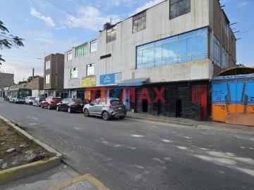Venta De Local Comercial En Av.Villareal De 781.9 M2 A $ 950,000 ID 1073493