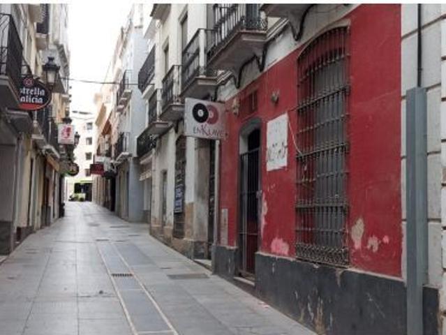 Venta de Local comercial en Badajoz