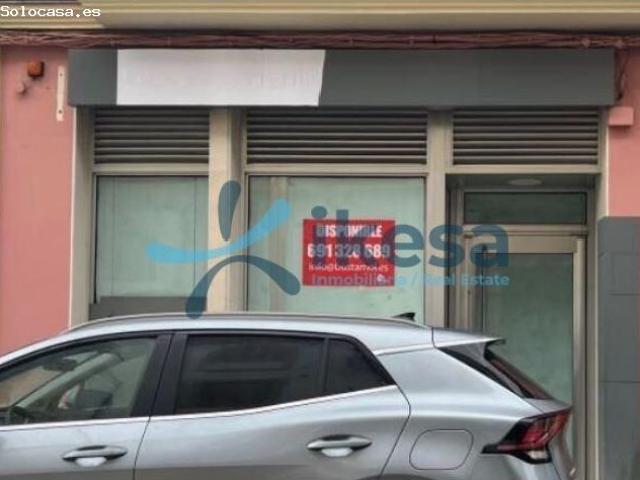 Venta de Local Comercial en Dos Hermanas, Sevilla