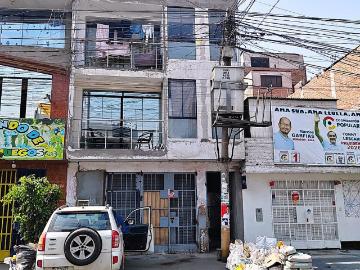 VENTA DE LOCAL COMERCIAL EN FUNDO BARBADILLO ATE