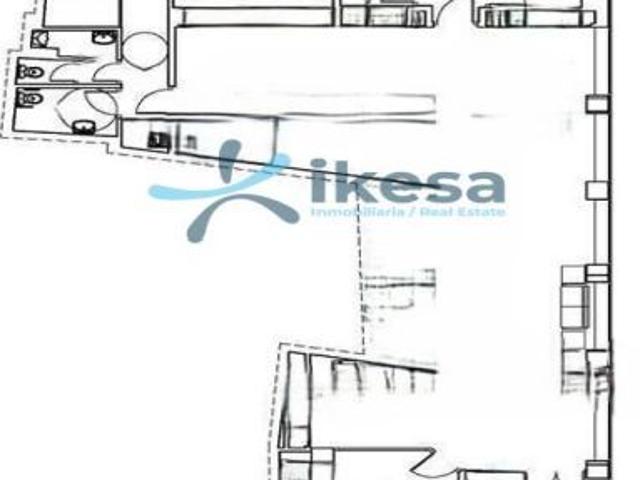 Venta de Local Comercial en Huelva, en Alcalde Federico Molina Orta Isla Chica