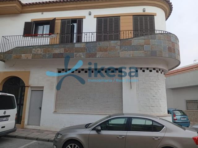 Venta de Local Comercial en Los Barrios, Cadiz