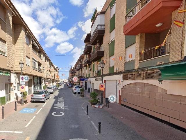 VENTA DE LOCAL COMERCIAL EN LOS DOLORES MURCIA, JUNTO A LA IGLESIA