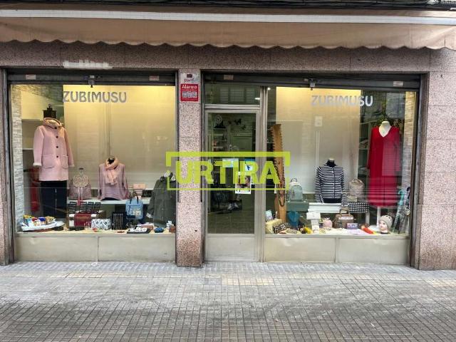 Venta de local comercial en la calle mas cormercial de villabona