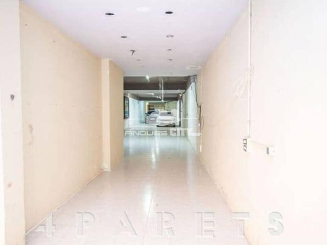 VENTA DE LOCAL COMERCIAL EN MATARÓ CENTRO