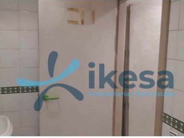 Venta de Local Comercial en Valdepeñas de Jaén