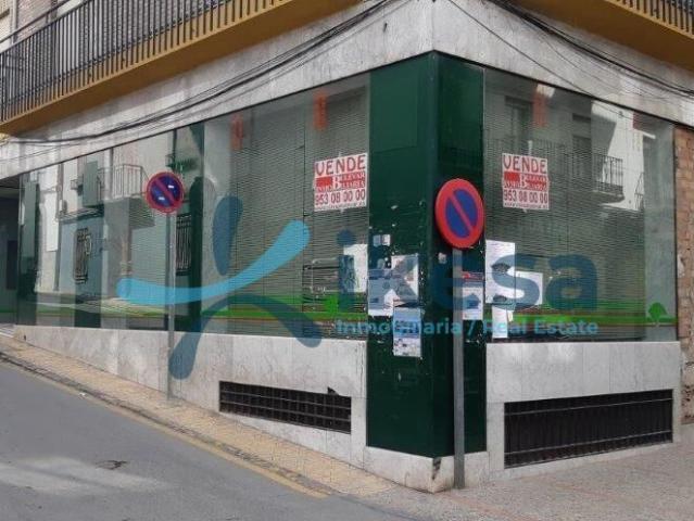 Venta de Local Comercial en Valdepeñas de Jaén