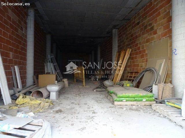 VENTA DE LOCAL COMERCIAL EN ZONA CENTRO A 50 METROS DE LA PLAZA MAYOR