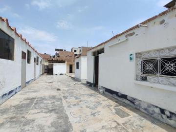 Venta de local en zona comercial de chiclayo