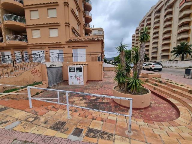 Venta de Local en Calle Rioja Nº 105 Gandia