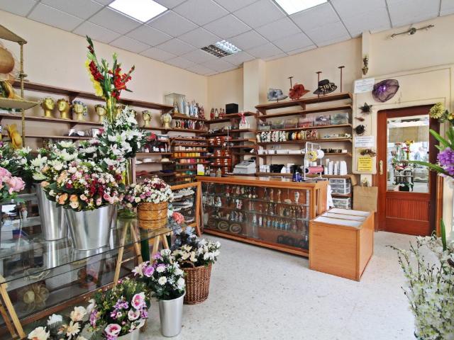 VENTA DE LOCAL EN CENTRO COMERCIAL MENACHO