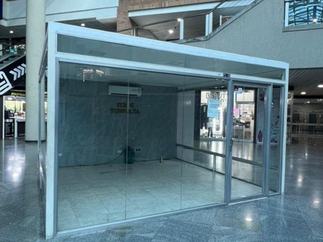 VENTA DE LOCAL EN EL C.C. CRISTAL