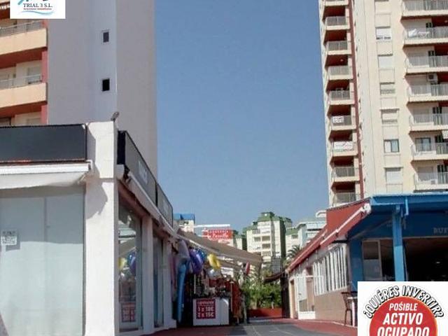 Venta de Local en Gandia Valencia/València