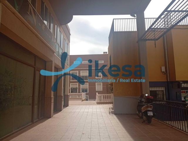 VENTA DE LOCAL EN ROQUETAS DE MAR ALMERÍA