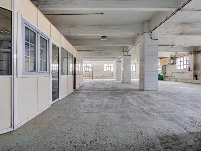Venta de Local Industrial en Hernani – Polígono La Florida