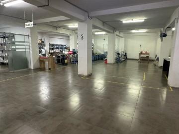 VENTA DE LOCAL PARA ALMACENAJE EN SURQUILLO