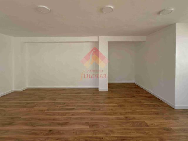 VENTA DE LOCAL REFORMADO