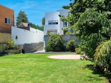 Venta de Lote en Condominio Horizontal en Lomas Quebradas