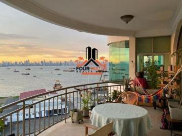 Venta de Lujoso Penthouse en Calzada de Amador, Isla Perico