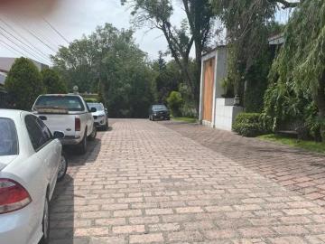 Venta de lujosa casa en San Jerónimo Lidice