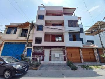 Venta de magnifica casa de 5 niveles