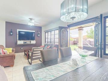 Venta de moderna casa en Mirador del Lago – Las Cumbres