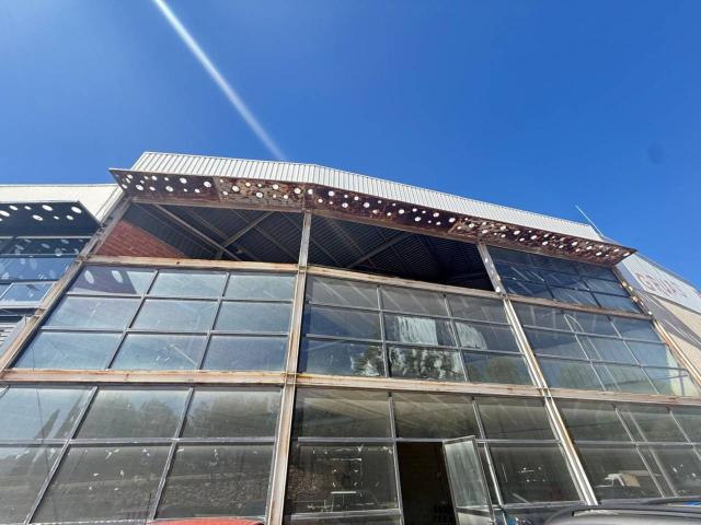 Venta de nave comercial en Castelló de la Plana