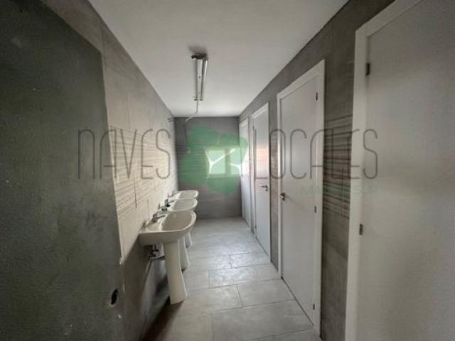 Venta de Nave Industrial en Fuenlabrada en el Polígono Industrial El Alamo