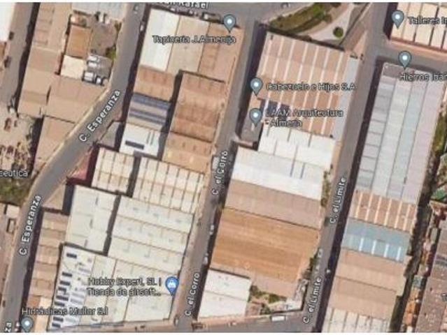 Venta de Nave Industrial en Huércal del Almería