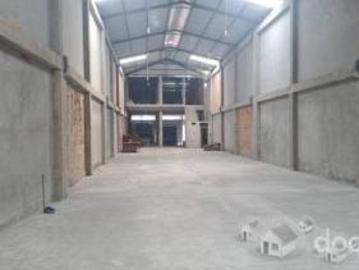 VENTA DE LOCAL ALMACEN DE ESTRENO $ 480,000