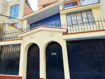 Venta de ocasion amplia casa de oportunidad en san juan de lurigancho