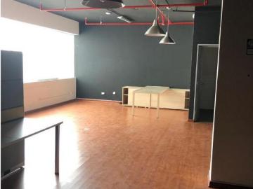 VENTA DE OFICINA EN MIRAFLORES