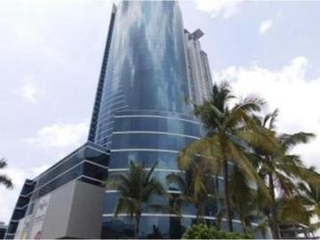 Venta de oficina reposeída en costa del este, panamá