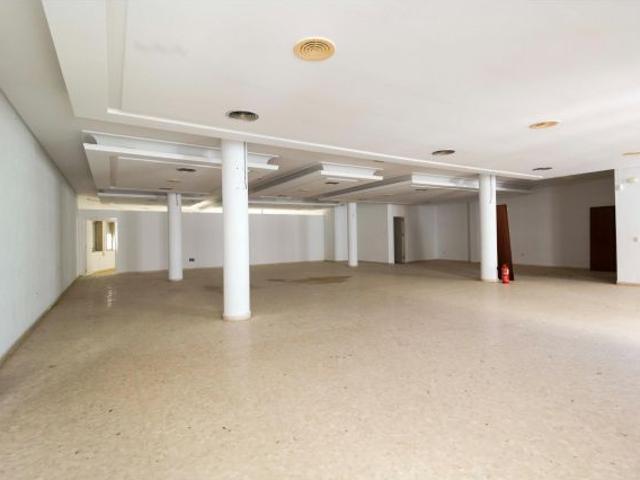 VENTA DE OFICINAS EN EL CENTRO DE ROTA