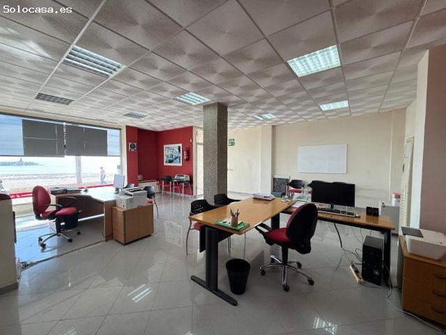 VENTA DE OFICINAS EN EL PASEO MARÍTIMO DE AGUADULCE