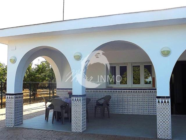Venta de Parcela con Casa en El Pintao Gibraleon