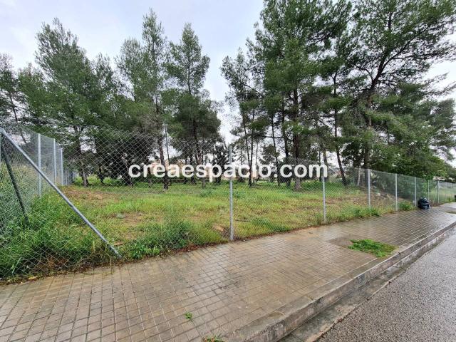 Venta de parcela en Campolivar