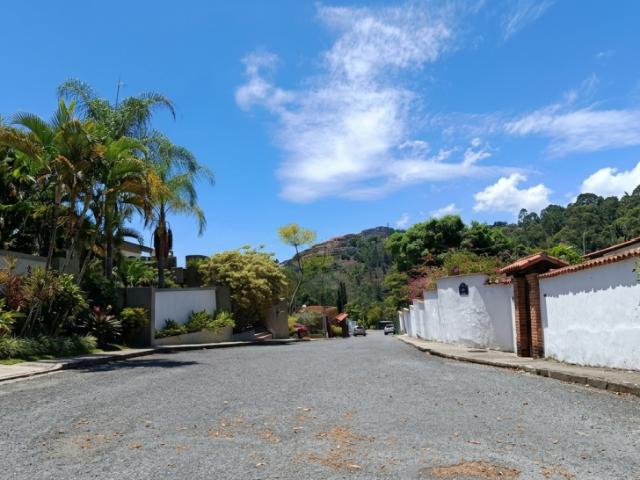 Venta de Parcela en La Lagunita. El Hatillo