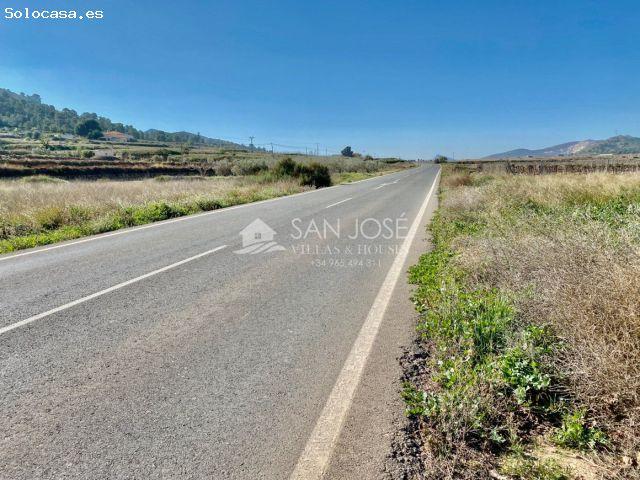 VENTA DE PARCELA RUSTICA EN HONDÓN DE LAS NIEVES ALICANTE, MUY CERCA DE LA CIUDAD