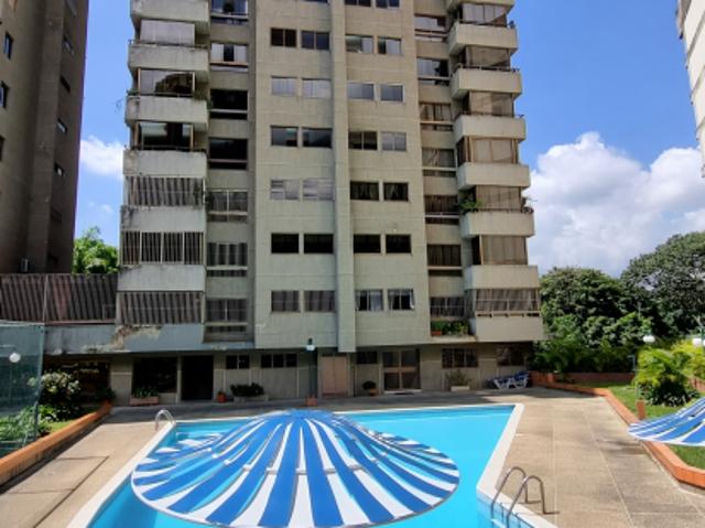 Venta de pent house en Terrazas del Avila 78 23 132