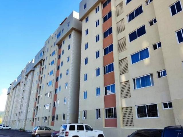 VENTA DE PENTHOUSE CONJ RESD EL MORICHAL NAGUANAGUA 26 41