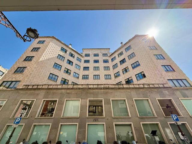 Venta de piso amplio en el Centro de Burgos Capital