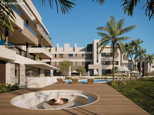 Venta de piso con tres dormitorios en Mijas Costa, Málaga, Costa del Sol