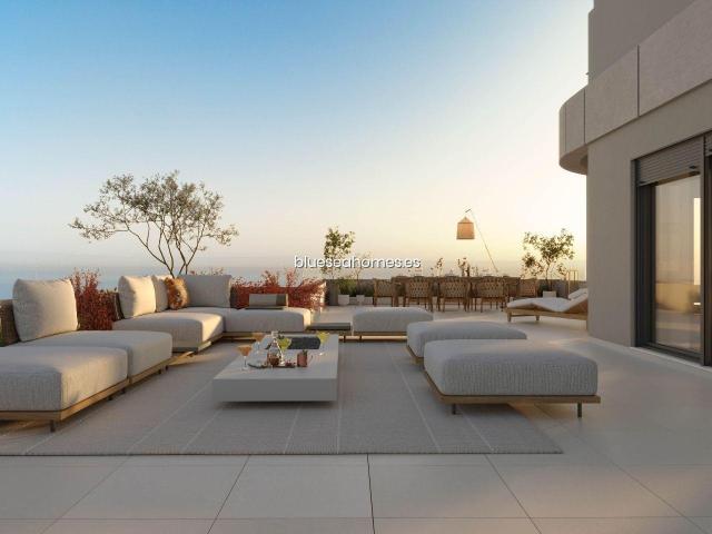 Venta de piso con tres dormitorios en Torremolinos, Málaga, Costa del Sol
