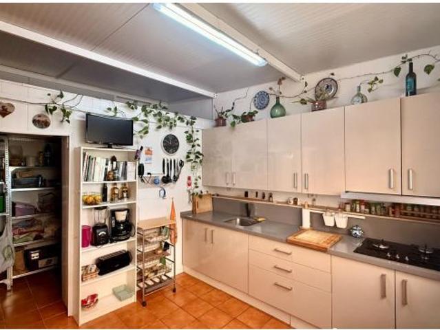 Venta de piso con dos dormitorios en Benalmádena, Málaga, Costa del Sol