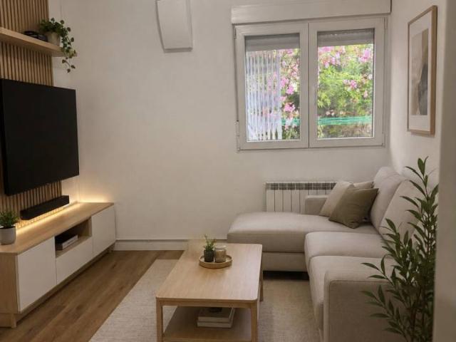 Venta de piso exterior de 3 habitaciones en zona Parque Delicias