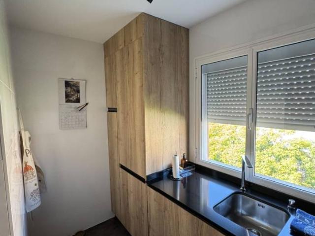 Venta de piso en Avenida de las Ciencias Emilio Lemos, Sevilla Capital